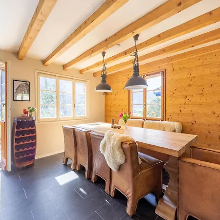 Tatil Evi In The Mountains Near The Area